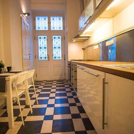 Budapest Heart Apartments ภายนอก รูปภาพ